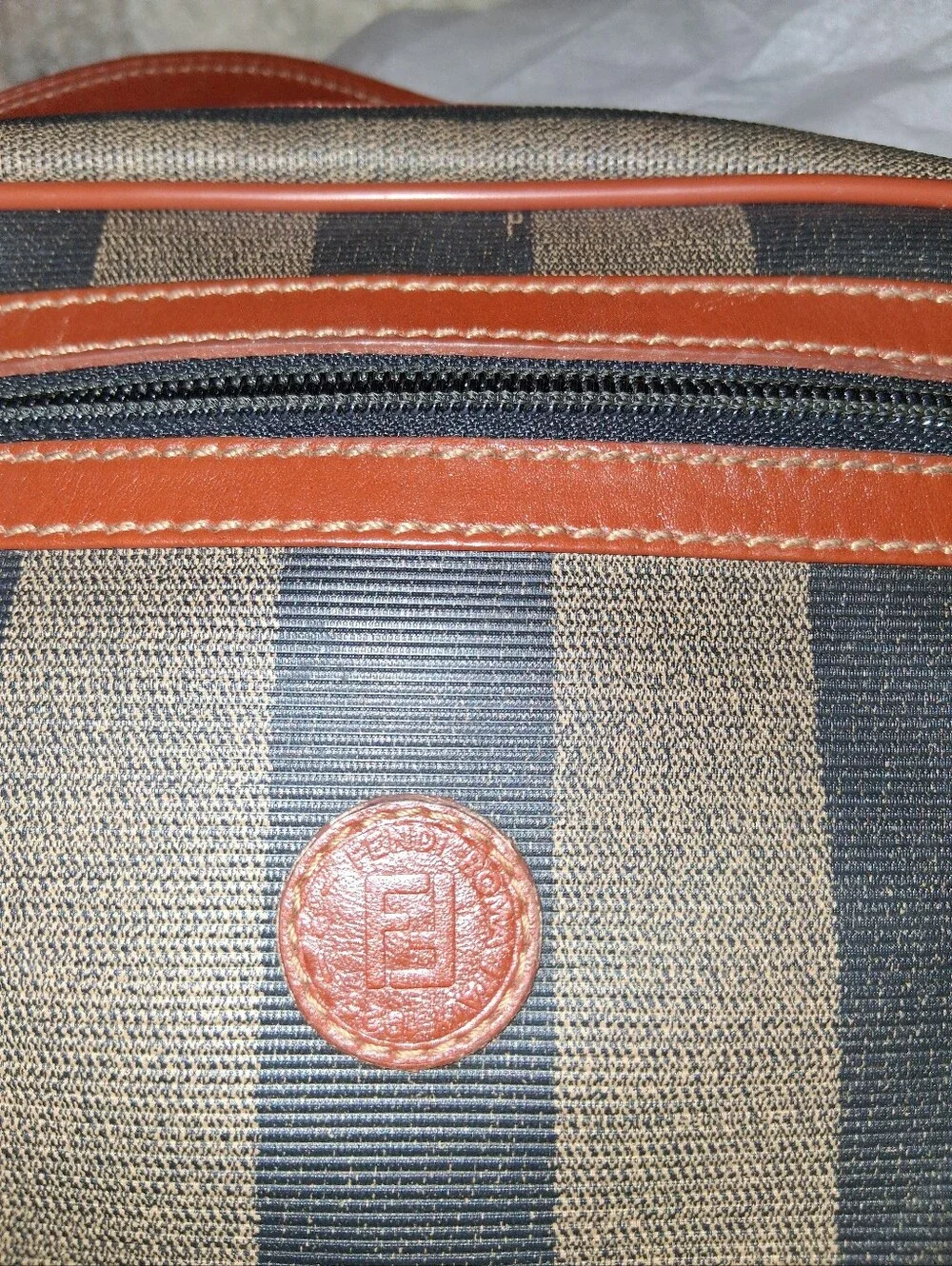 Fendi authentic crossbody. - Picture 3 of 10